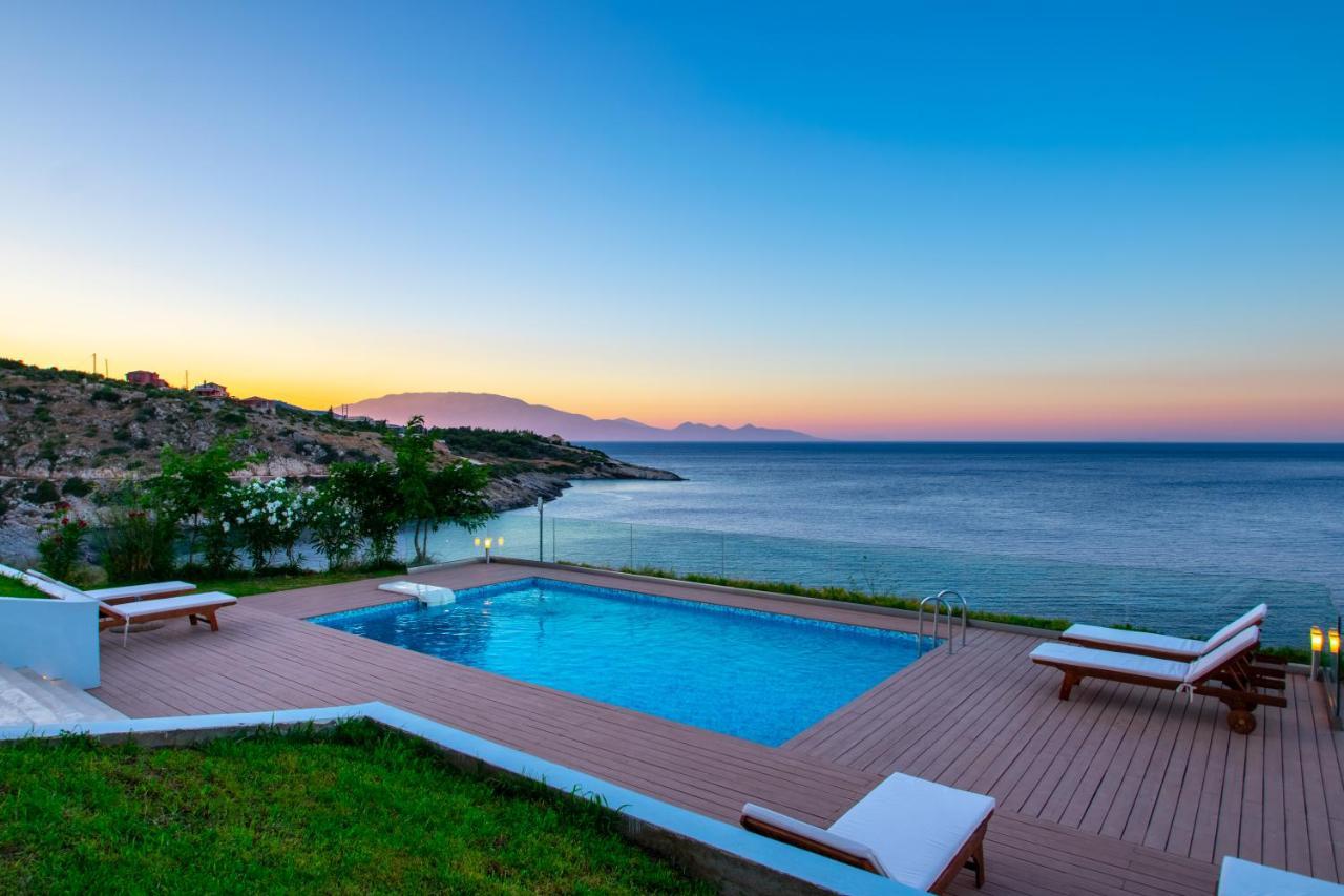 Villa Thalassa - Deja Vu Villas อายิโอสนิโกลาโอส ภายนอก รูปภาพ
