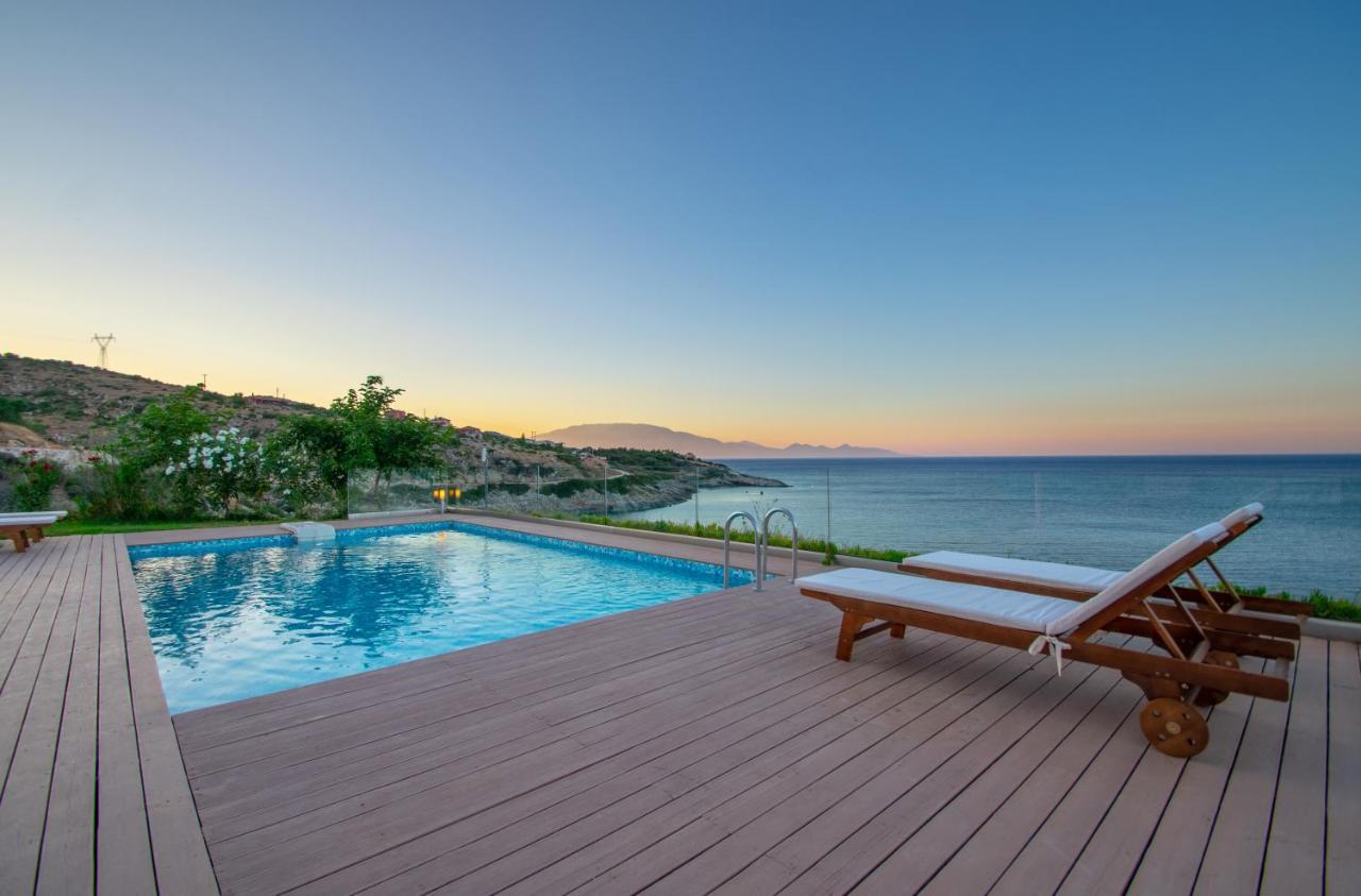 Villa Thalassa - Deja Vu Villas อายิโอสนิโกลาโอส ภายนอก รูปภาพ