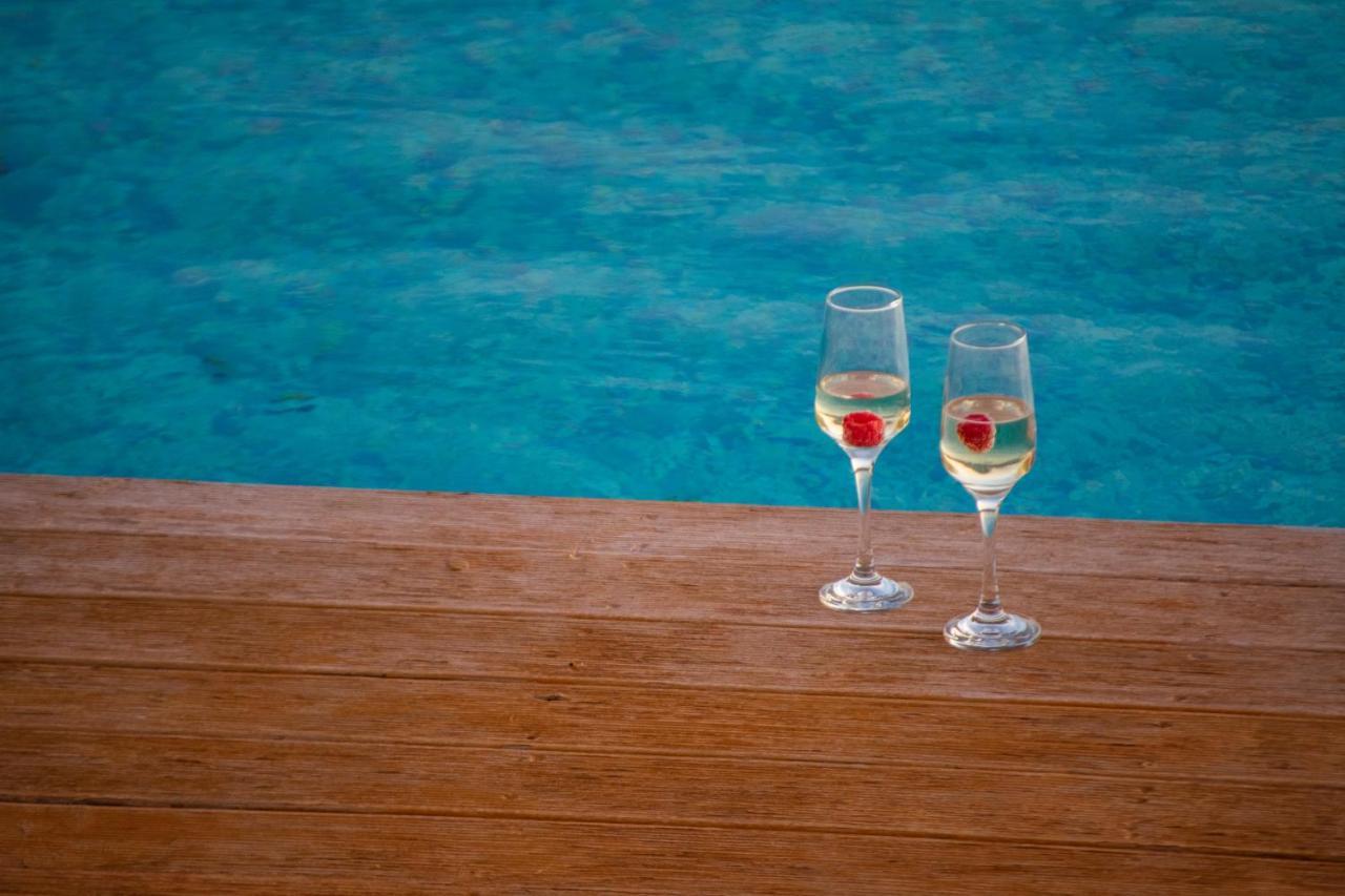 Villa Thalassa - Deja Vu Villas อายิโอสนิโกลาโอส ภายนอก รูปภาพ
